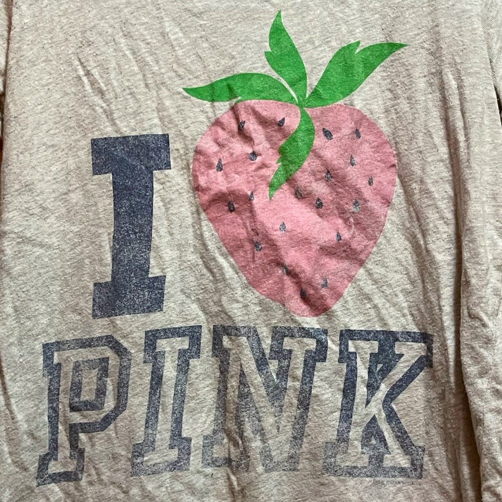 PINK Victoria's Secret Vintage Gray Relaxed Fit Short Sleeve T-Shirt Size Medium - Picture 3 of 9